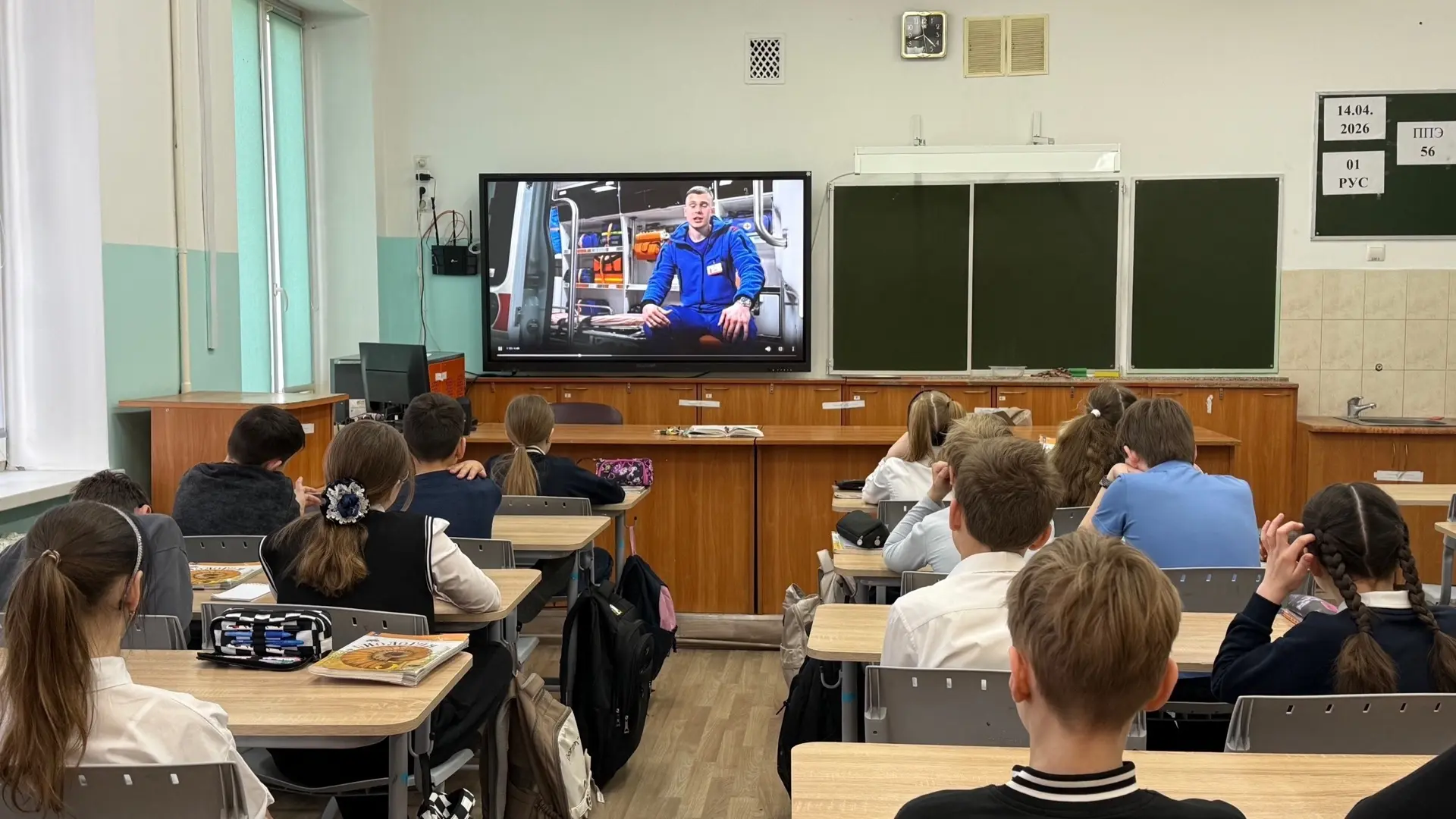 🌸С праздником Весны и Труда!  Пусть этот день подарит вам заряд бодрости, вдохновения и отличного на