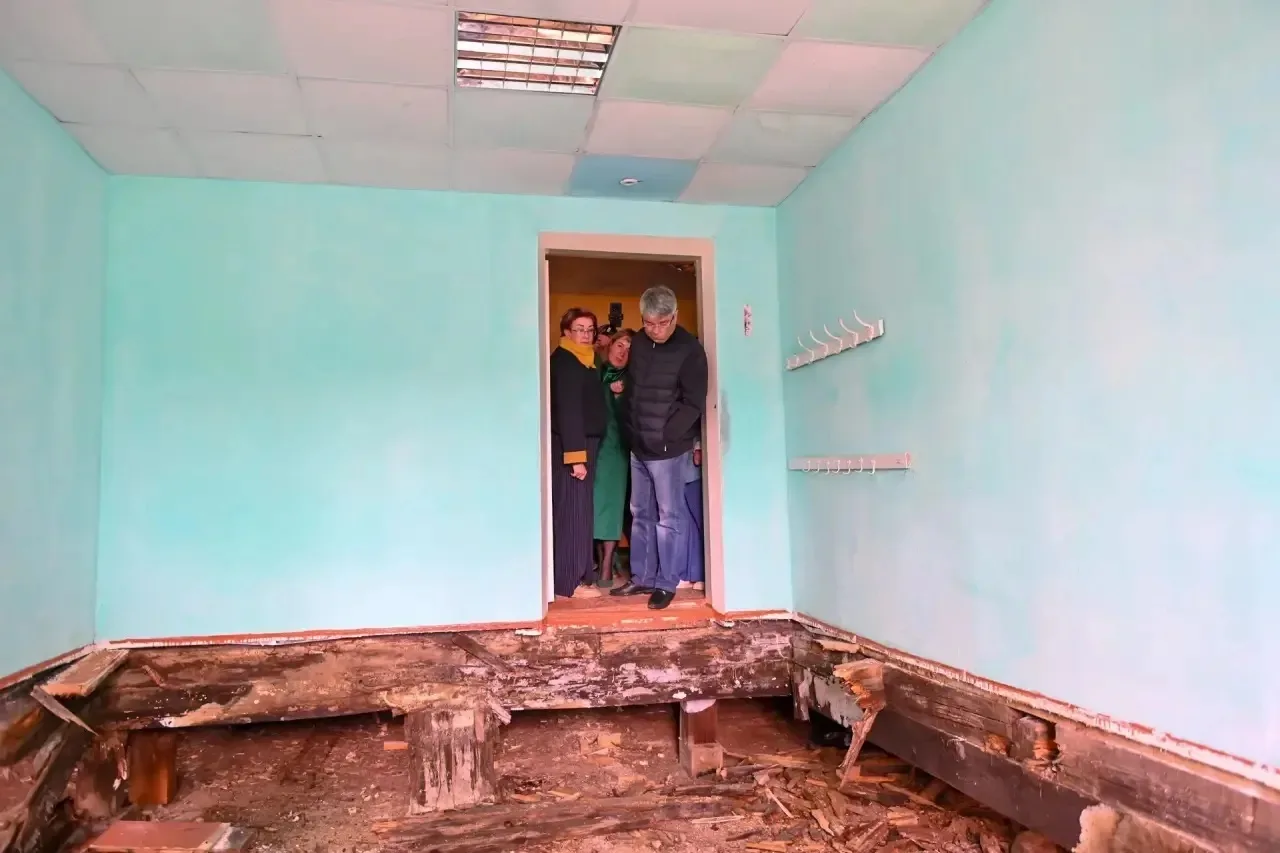 Осмотрел корпуса детского оздоровительного лагеря «Березка» в селе Челутай. Всего в нем 6 зданий 199
