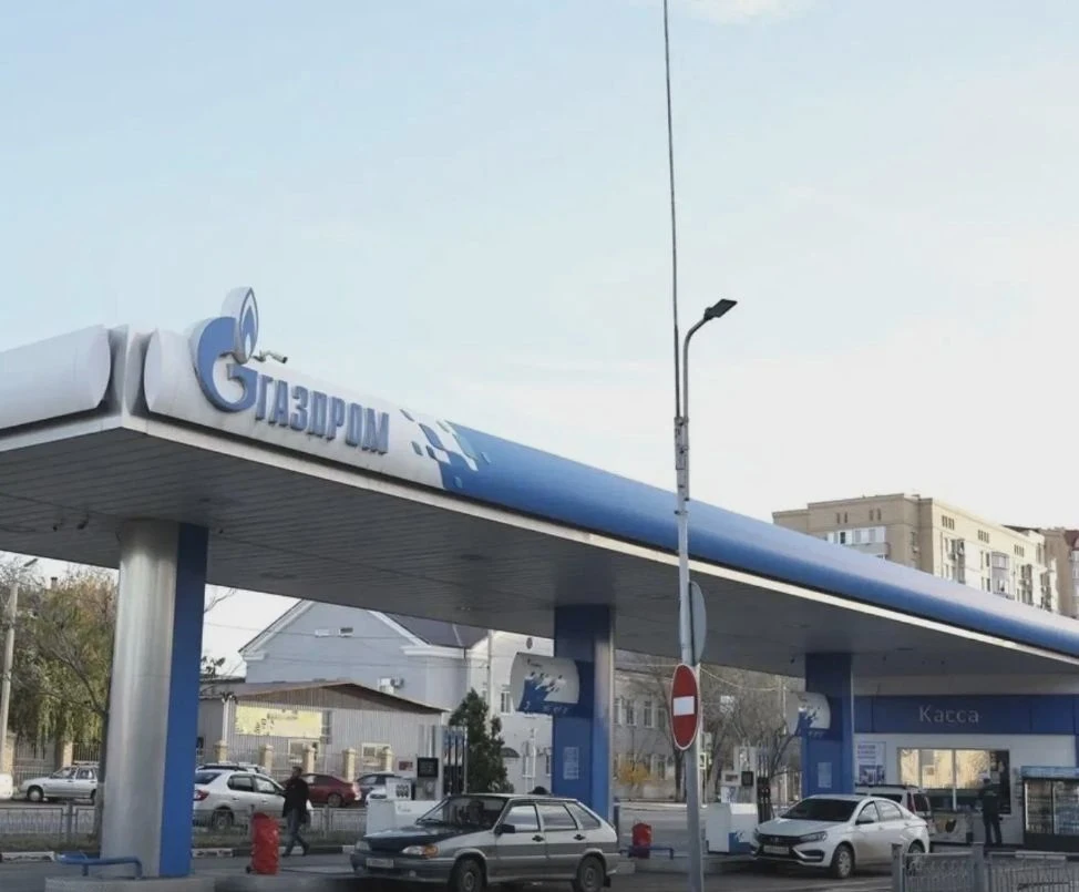 Очереди на заправках стали заметно короче