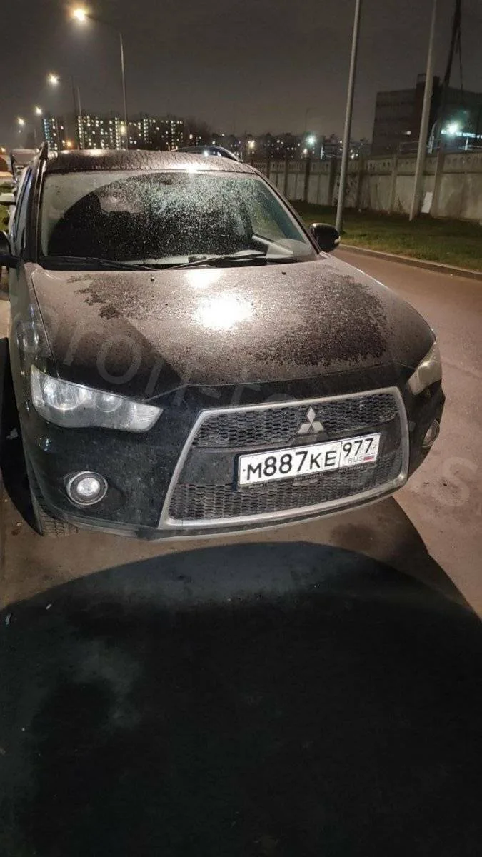 Представленный на торги автомобиль Mitsubishi Outlander 2011 года выпуска предлагается ...