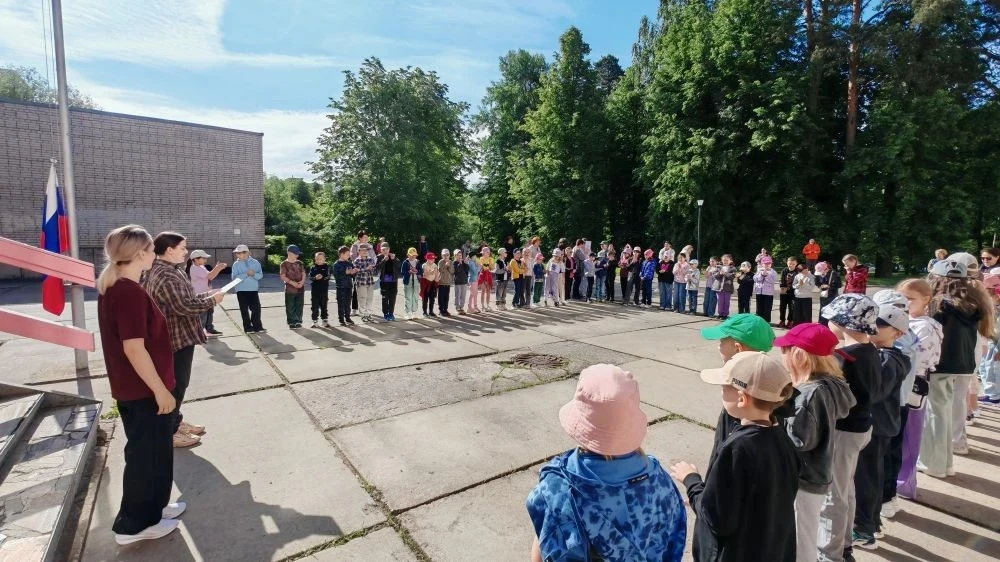 1 июня в МБОУ «Гимназия Протвино» состоялось торжественное открытие пришкольного лагеря...