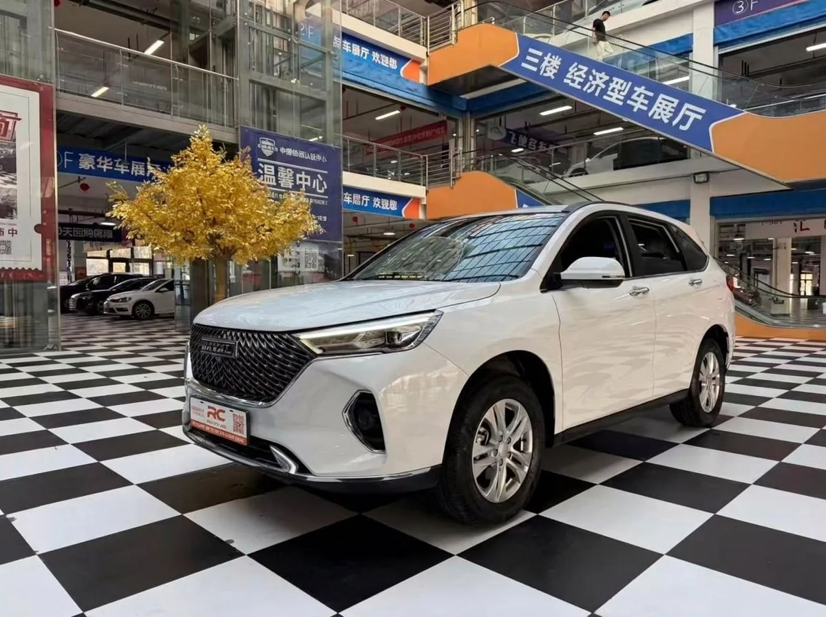 🚗 Haval M6 PLUS Elite Smart-Connected Edition