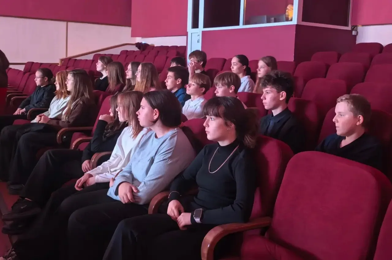 Патриотическое мероприятие в МОУ СОШ 48 🕊️
