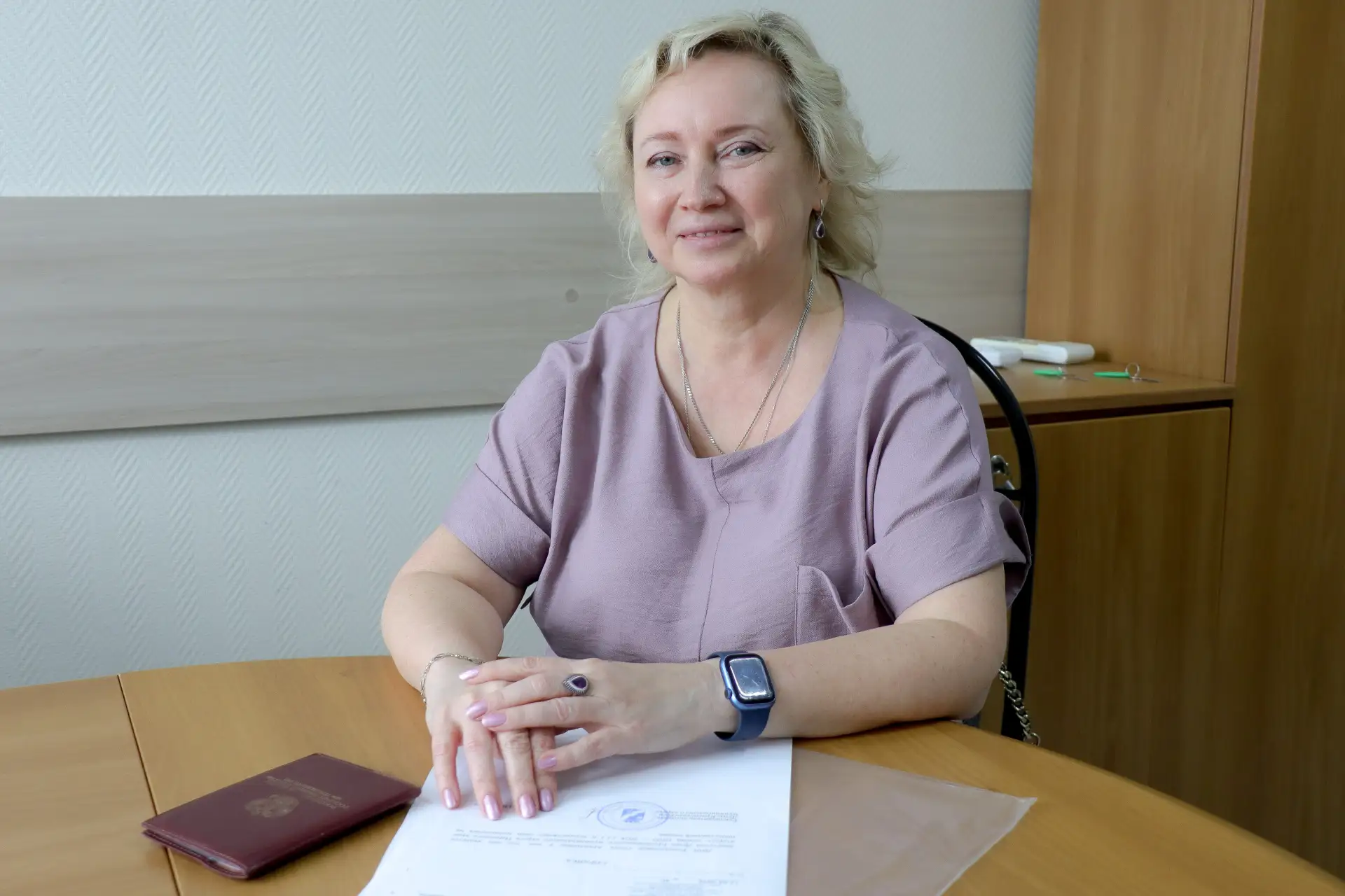 Ольга Колоколова, представитель партии «Яблоко», подала в крайизбирком документы на выдвижение на вы