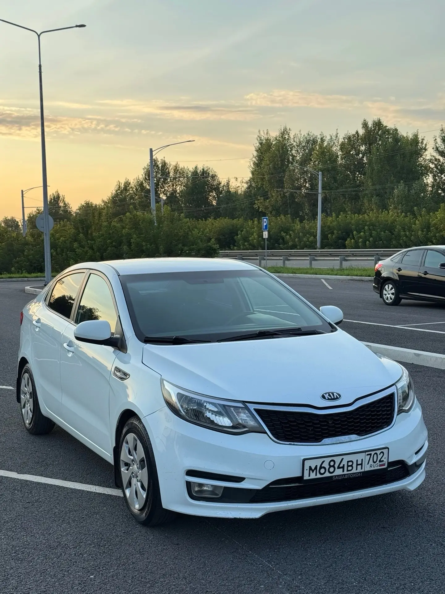 Продам Kia Rio 2015 года (рестайлинг)