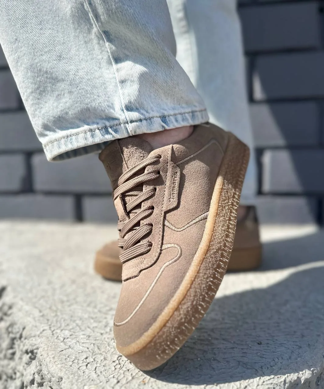 Самое время присмотреть новую пару кед👟