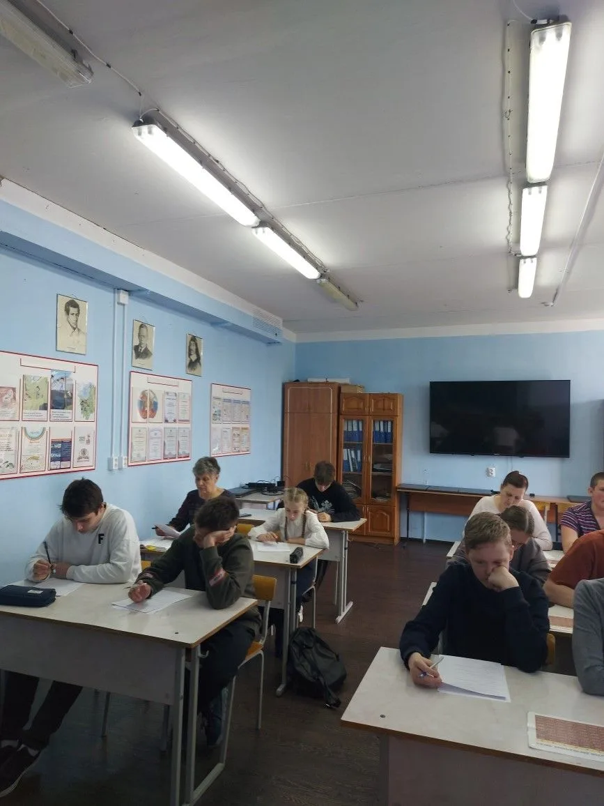 МОБУ "Иссадская ООШ" в 2026 году стала площадкой для проведения Всероссийского Агродиктанта!
Участни