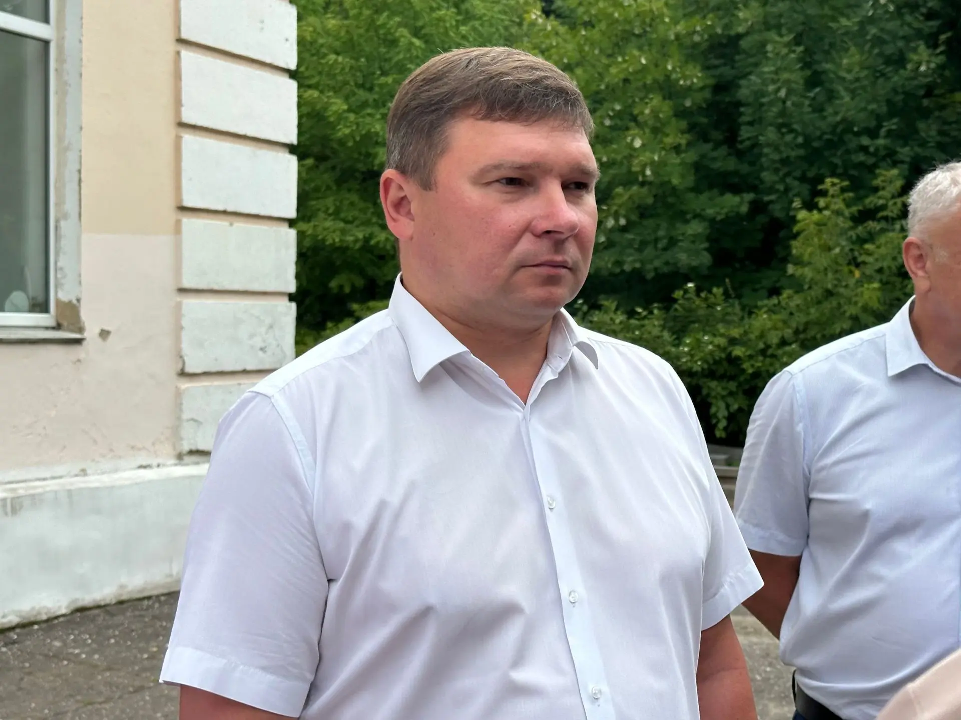 🔨 В детском саду № 127 и школе № 15 кипит ремонт

🏗️ 29 июля Глава города Максим Алексеевич Комисс