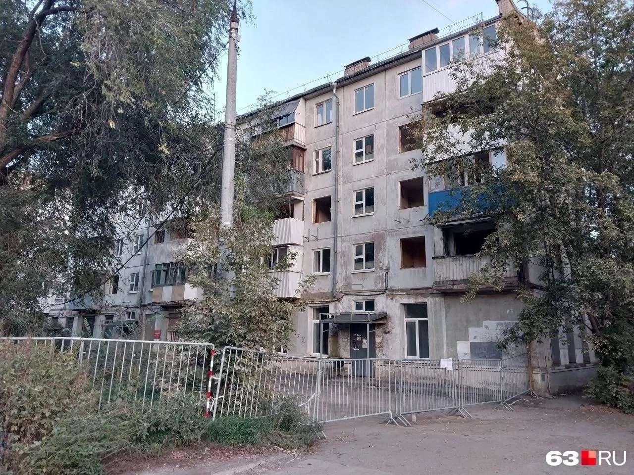 Дом на XXII Партсъезда, где летом взорвался газ, готовят к сносу. После происшествия зд...