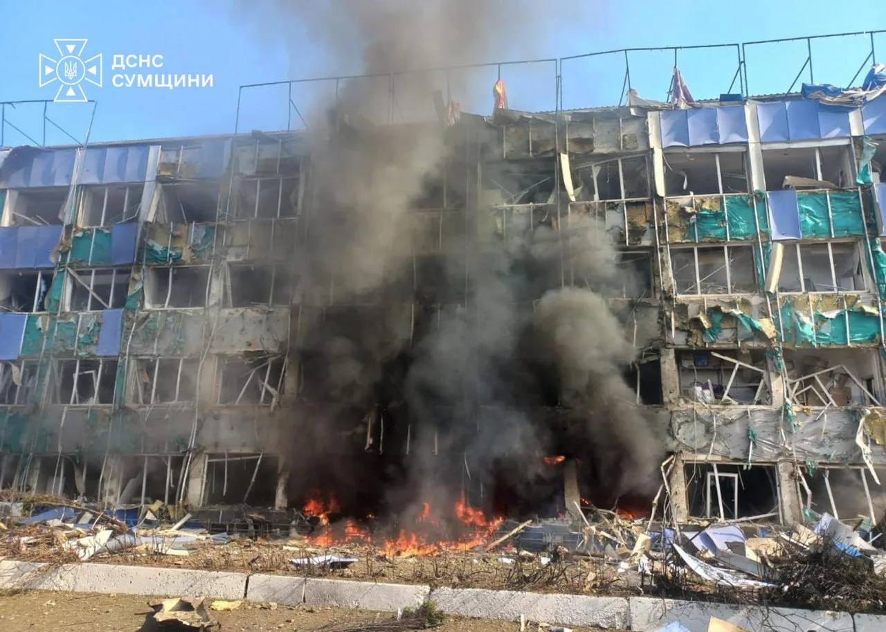 Укр каналы пишут, что Россия атаковала завод американской Mondelez в Сумской области. Т...