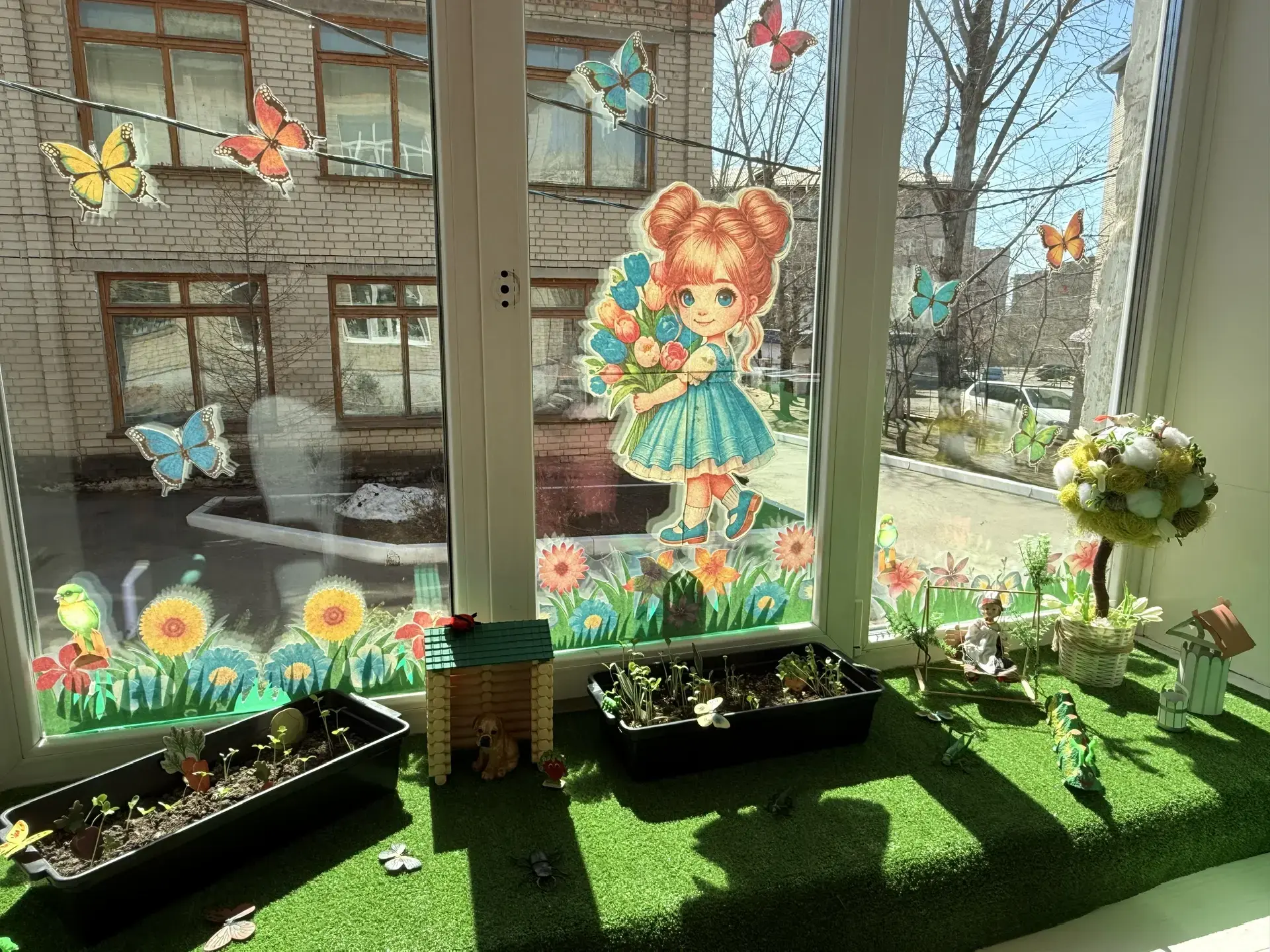 🌱 Чудо-огороды на подоконнике: наши педагоги зажгли звёздную весну!