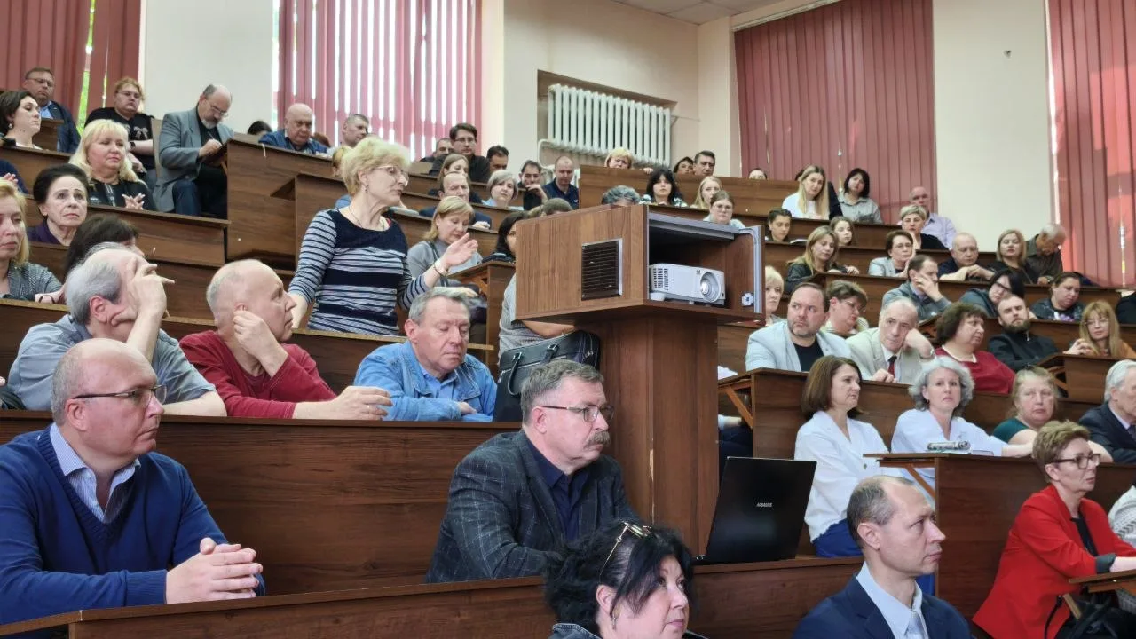 В ДонГУ утвердили новый состав ученого совета на пять лет   📆 14 мая в Донецком государственном унив