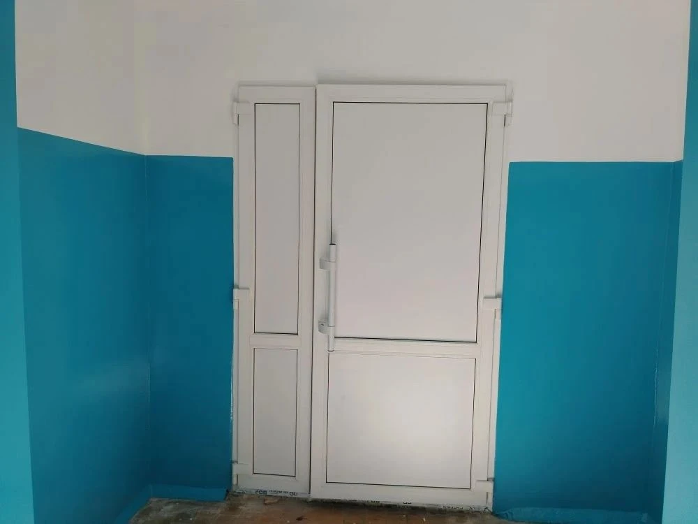 В мае 2026 года управляющая компания "Уралпромстрой" выполнила косметический ремонт там...