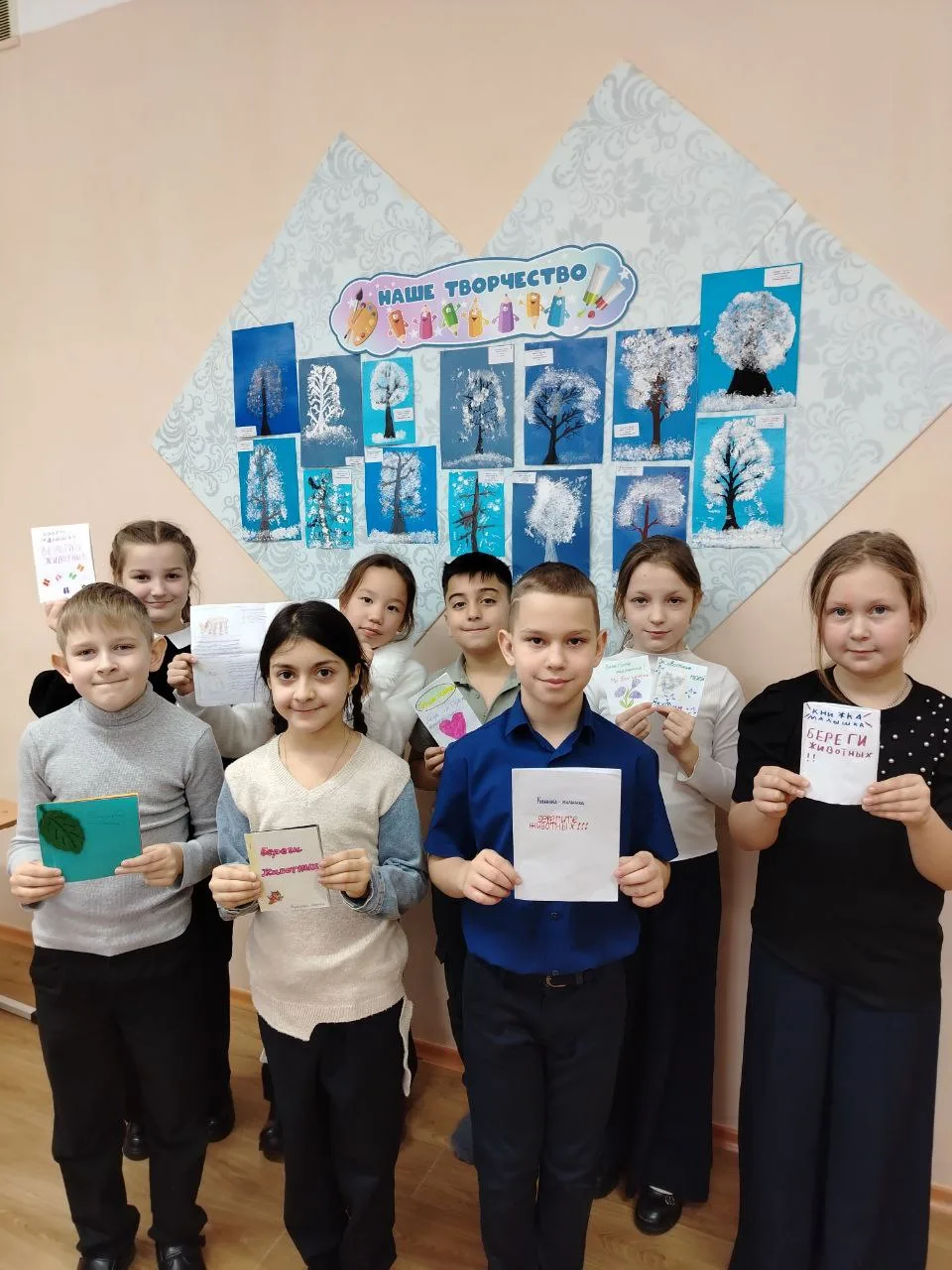 Выпускники нашего детского сада, которые в этом году перешли в 4 класс, они же выпускни...