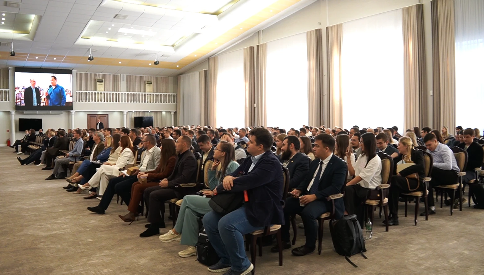 В рамках программы «Развитие 100 высокопотенциальных молодых работников Группы «Татнефт...