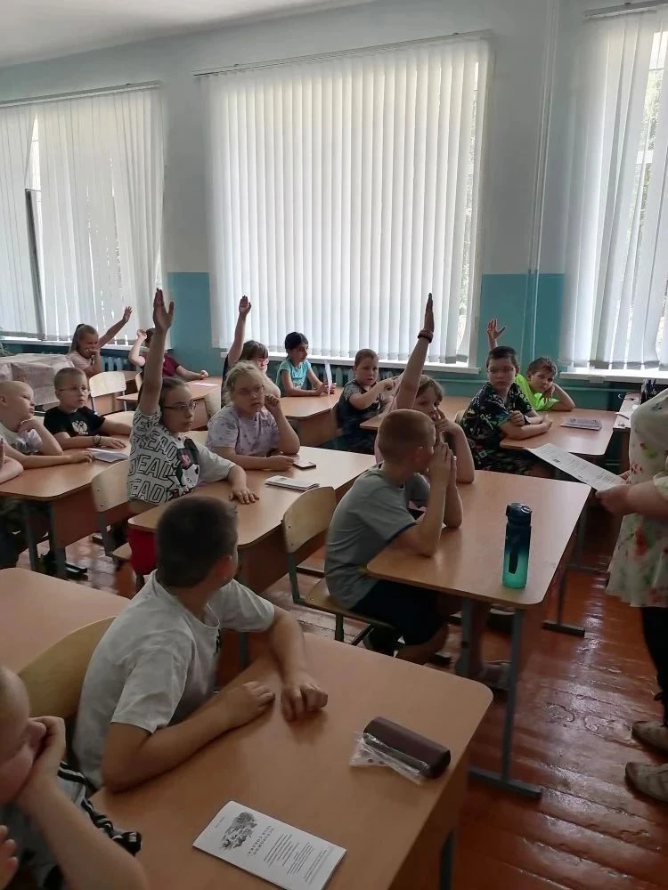 10 июля в ДОЛ "Солнышко" была проведена профилактическая беседа на тему: "Осторожно, злая собака". Ц