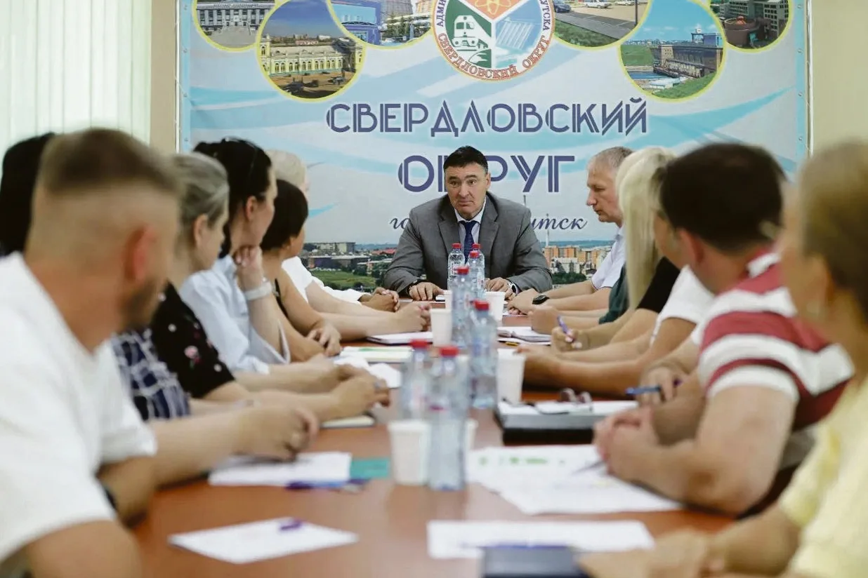 ✍️  Знаете, кто автор этой публикации, которую вы сейчас прочтете? Глава нашего города ...