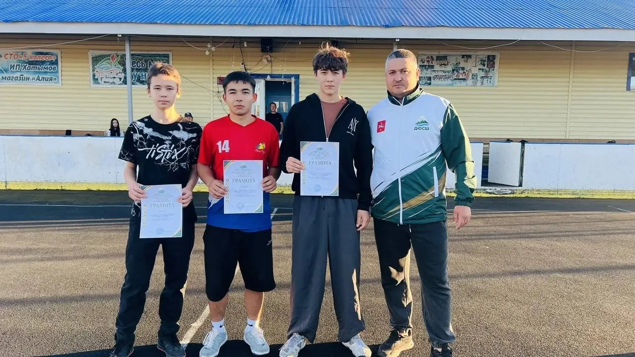 ⚽ Районные соревнования по мини-футболу: битва за каждый мяч!