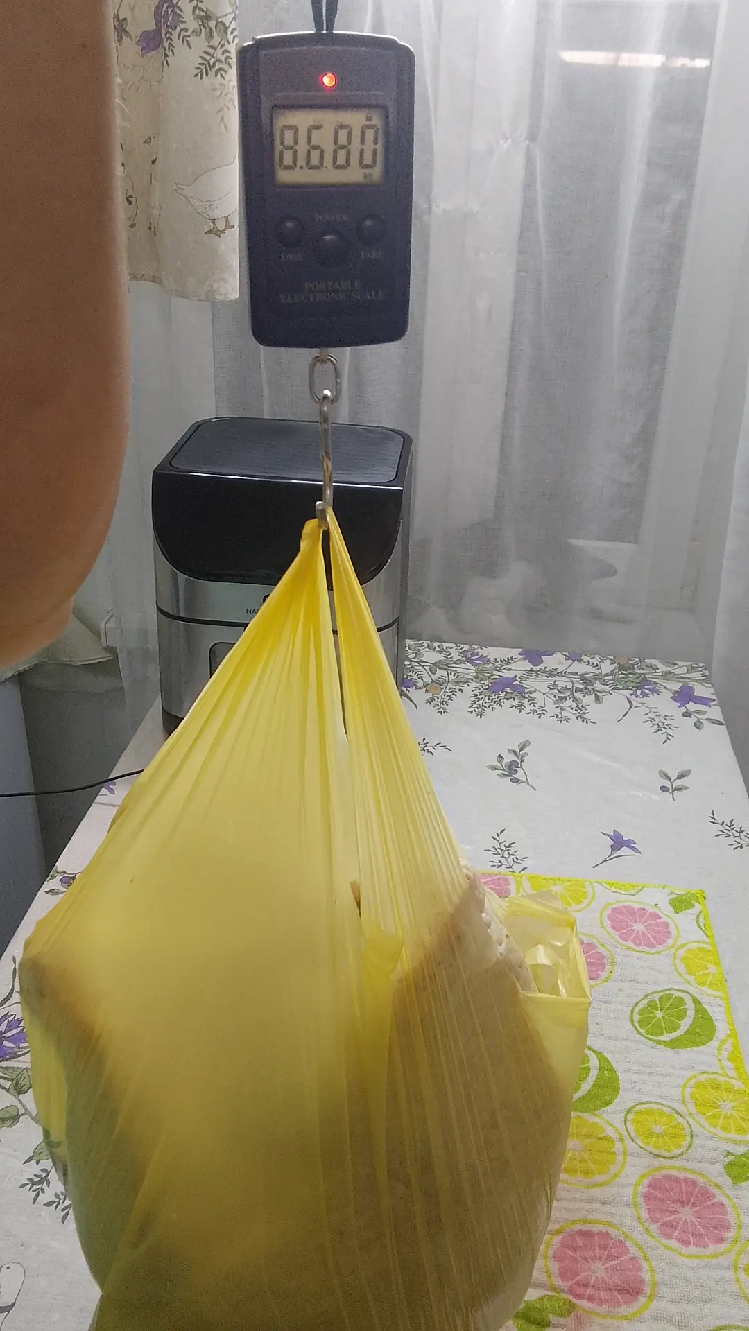Сахар закончился, только 6 банок