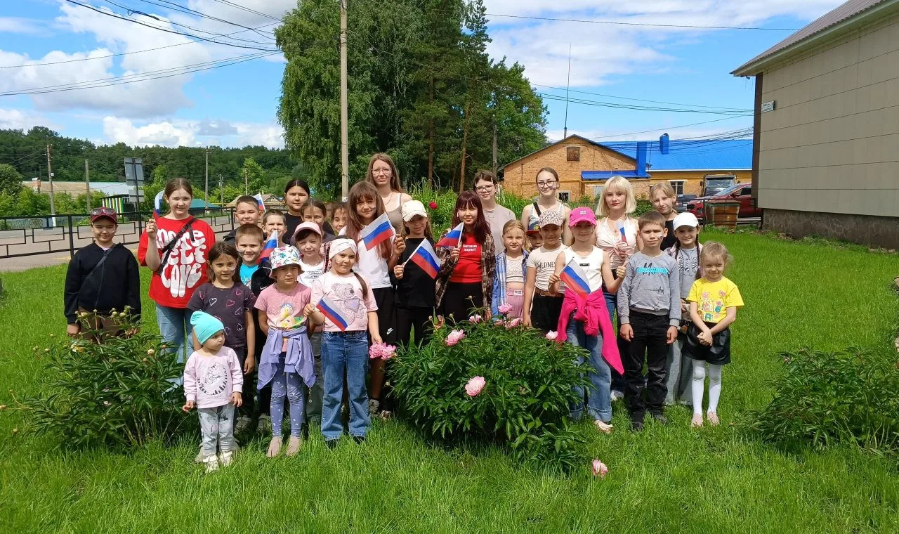 🇷🇺С Днём России!🇷🇺
В этот день особенно остро чувствуешь, как прекрасна наша земля: бескрайние л