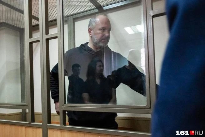 👀 ВТБ потребовал признать банкротами бывшего замгубернатора Дона Виталия Кушнарева и е...