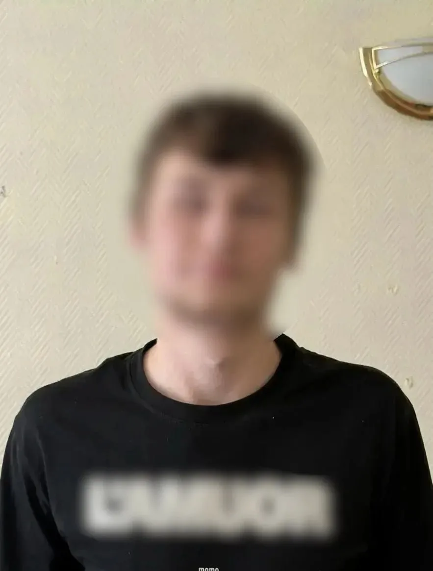 18-летний ростовчанин нашёл чужую банковскую карту и потратил с неё около 20 тысяч рубл...