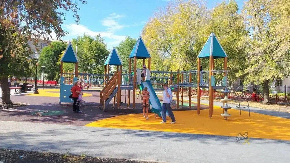 🌳 На Южном Урале обновили уже больше 120 парков, скверов и дворов
