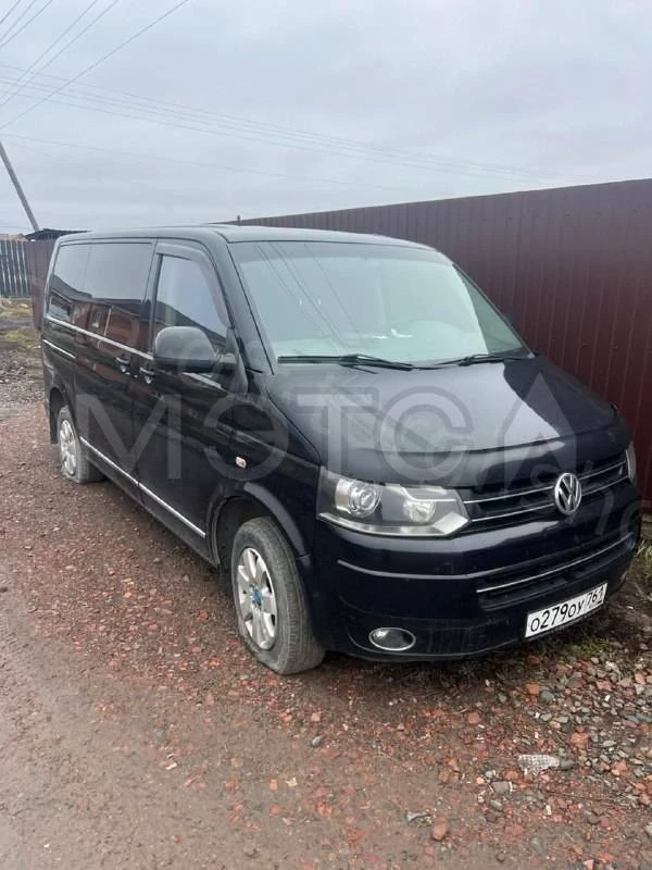 Представлен автомобиль Volkswagen Caravelle 2010 года выпуска, находящийся в Ростовской...