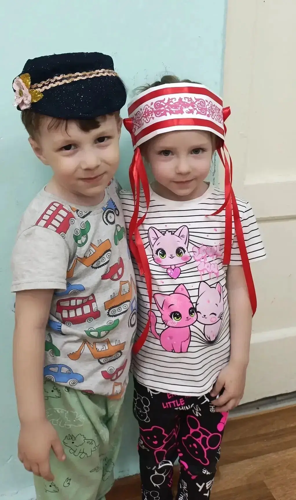 В нашем детском саду прошёл конкурс головных уборов ко Дню народного единства. Дети пре...