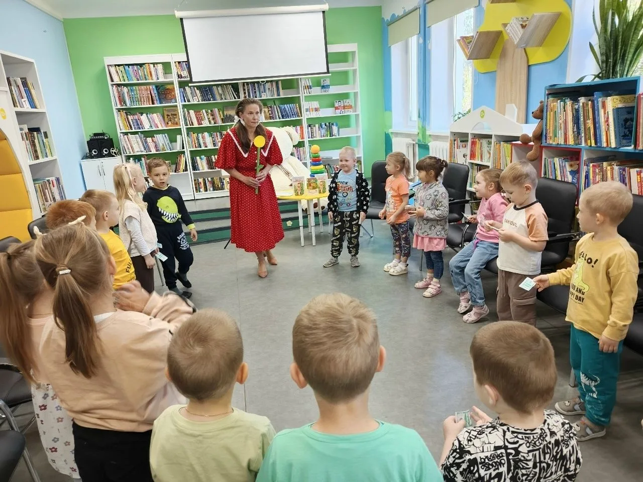«Лепесток за лепестком — к добру и дружбе»