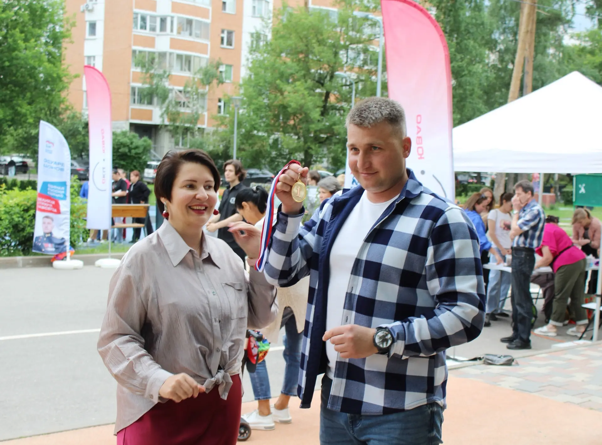На Аллее сказок в Некрасовке прошли соревнования «Мама, папа, я – спортивная семья»

Для детей и взр