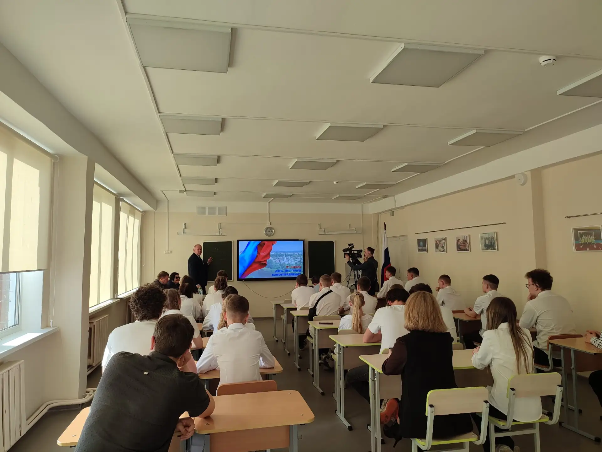 📌Урок местного самоуправления в Шадейской школе: диалог с представителями власти