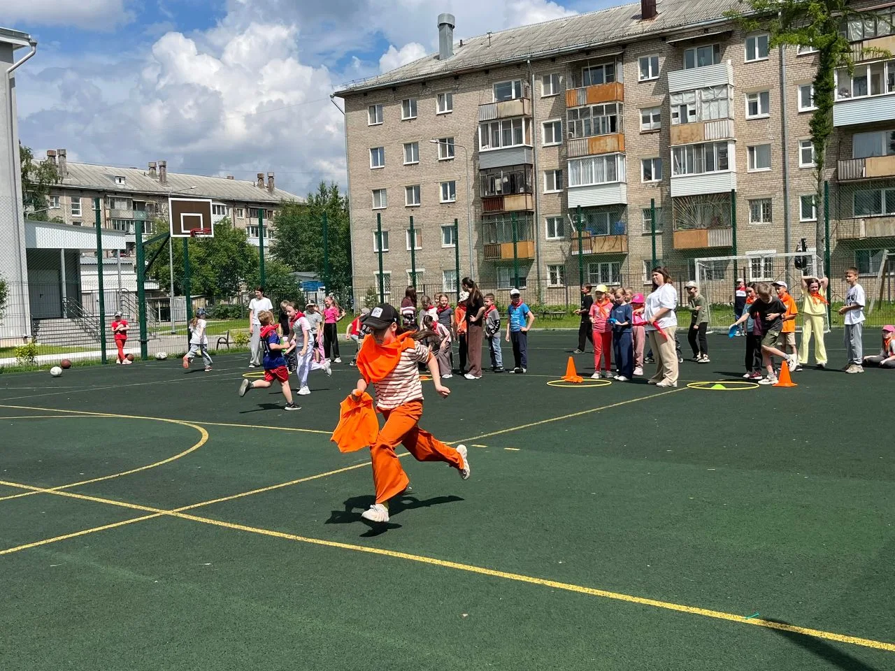 🎬 Один кадр из большого лета
