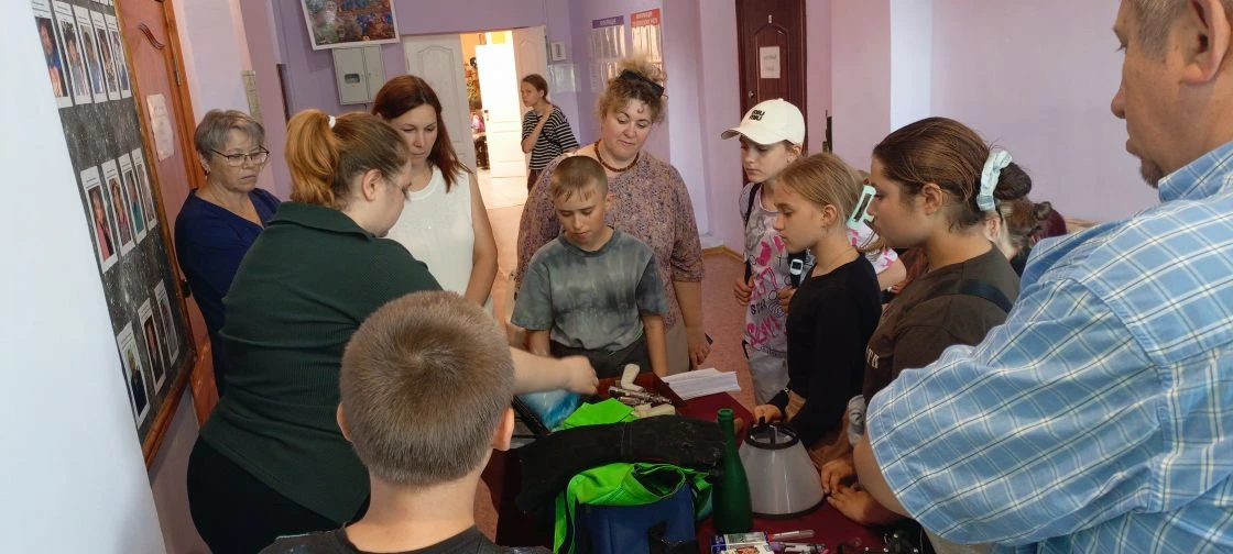 ОБУ "Демянская райветстанция" провела экскурсию для учащихся Демянской средней школы им...