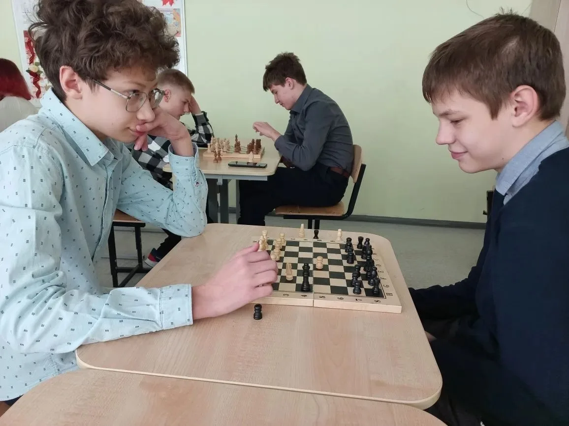 ♟ Шахматный турнир имени Ст. Говорухина: старт дан!  В нашей школе с успехом прошёл первый отборочны