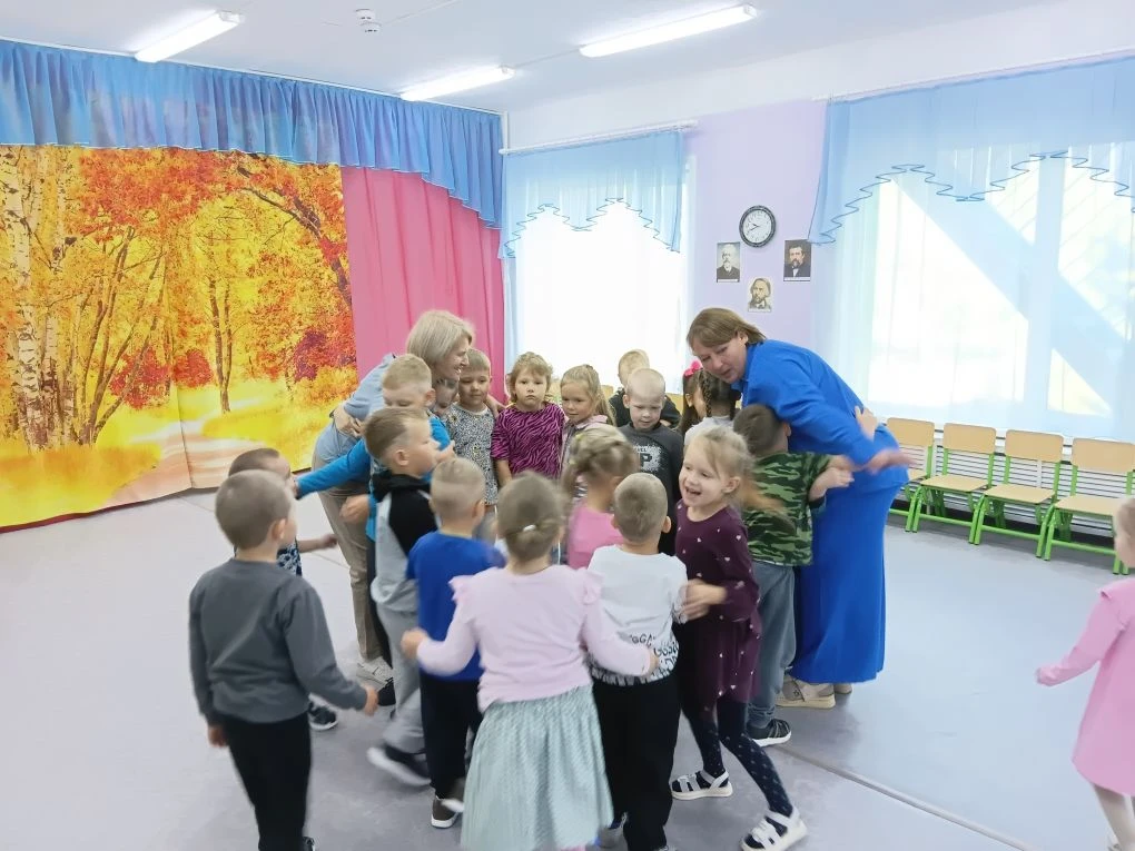 🍁🍂Наступил сентябрь, а вместе с ним и самый первый праздник в новом учебном году - Де...