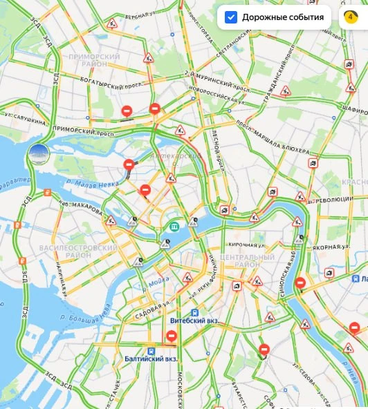 Необычно свободный вечер понедельника в Петербурге: вечерняя загруженность дорог состав...