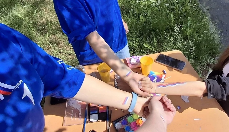 🤍💙❤️Сегодняшний день в Нязепетровске был наполнен невероятной энергией и патриотизмом! И в этом ес