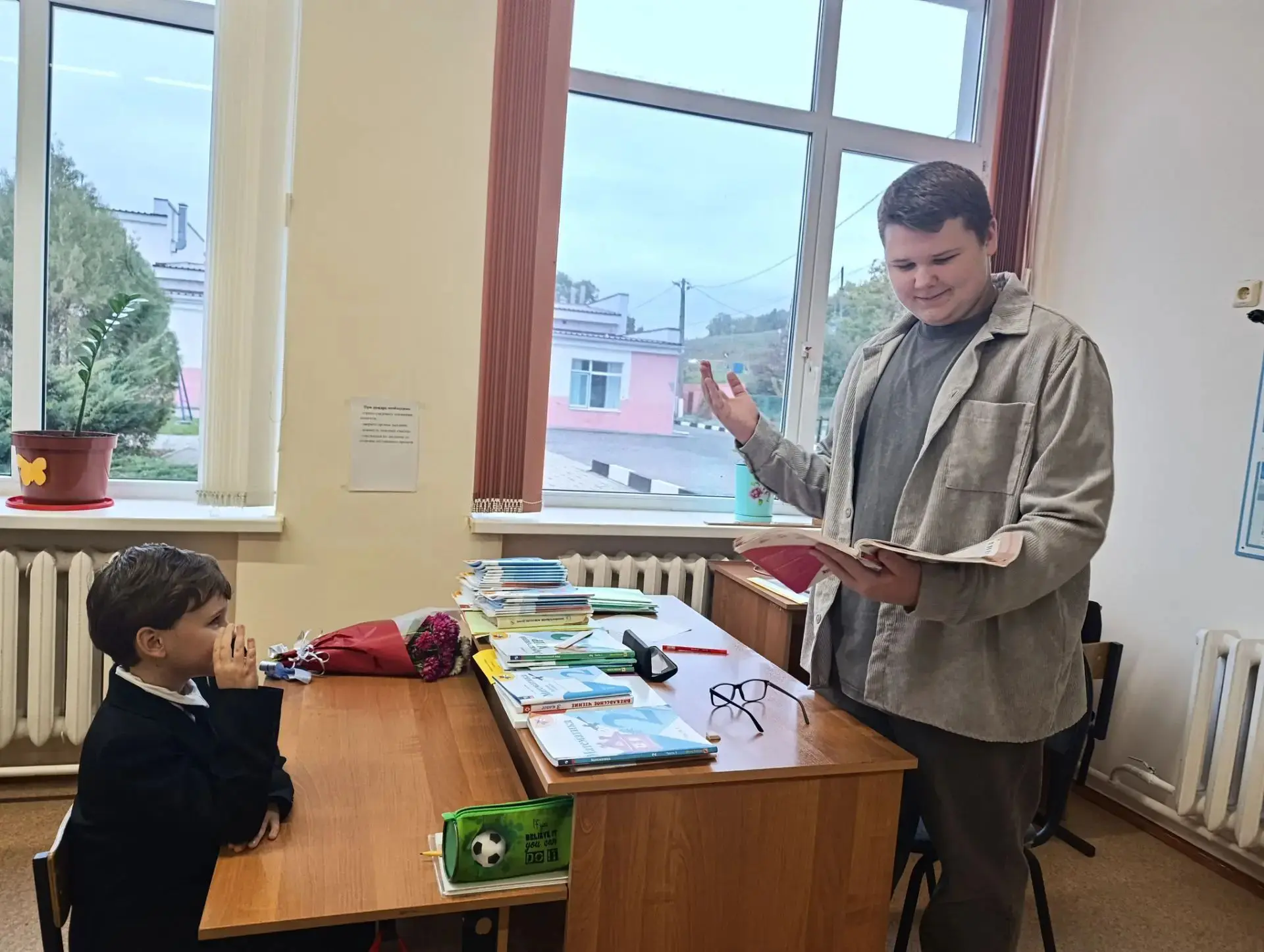 Сегодня в нашей школе прошёл День самоуправления. Старшеклассники на один день стали уч...