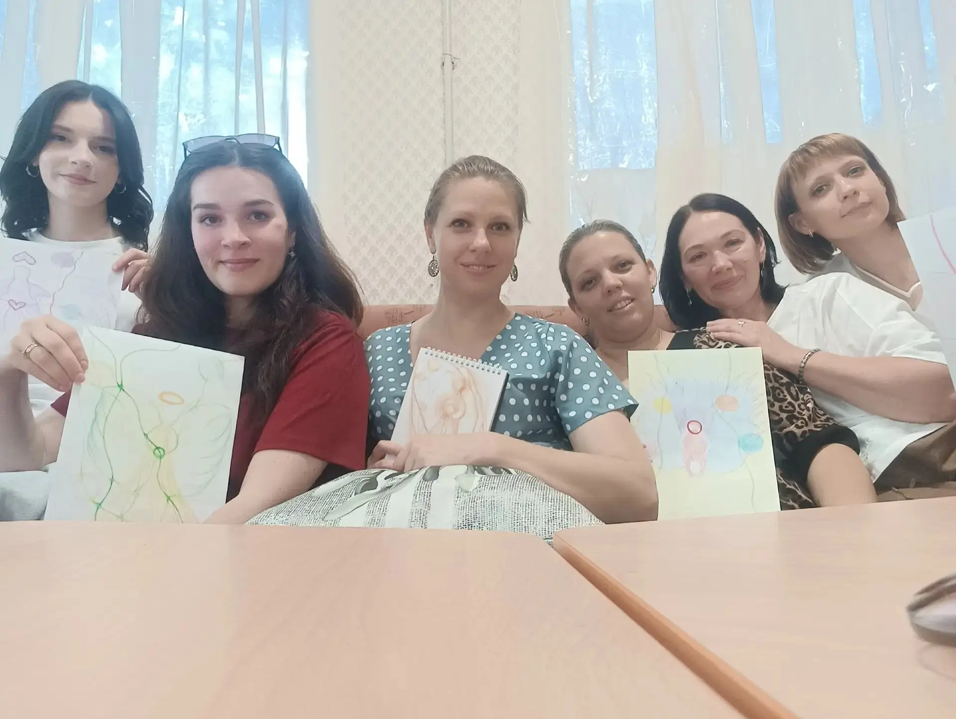 Занятие -тренинг для педагогов и родителей «Я-мое окружение»

К Международному Дню друзей и в рамках