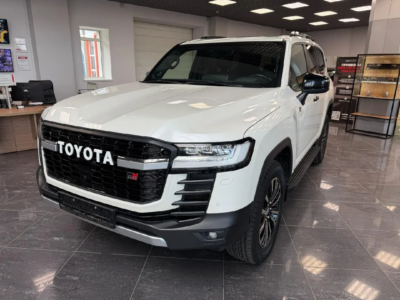 Toyota Land Cruiser, 2021, ДИЗЕЛЬ
ДВС 3.3 299 л.с.
Пробег 62 231 км
Комплектация GR Sport
ОДИН ВЛАДЕ