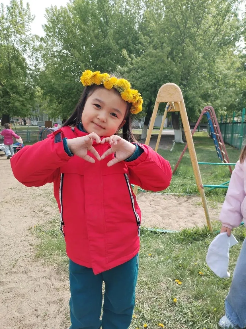 🌼 13 мая — Всемирный день одуванчика! Наше солнечное настроение в группе «Ягодка»