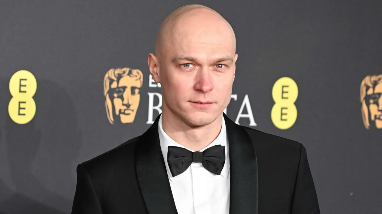 🎬 Наш в гонке за статуэткой: Юру Борисова выдвинут на «Оскар» за роль в фильме Луки Гу...