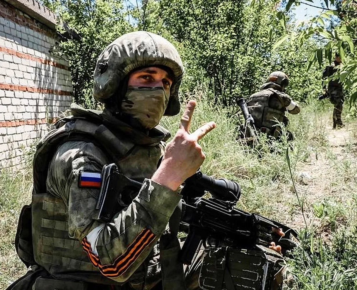 Наши военнослужащие освободили поселки: РУБЕЖНОЕ и НОВОАНДРЕЕВКА в Донецкой Народной Ре...