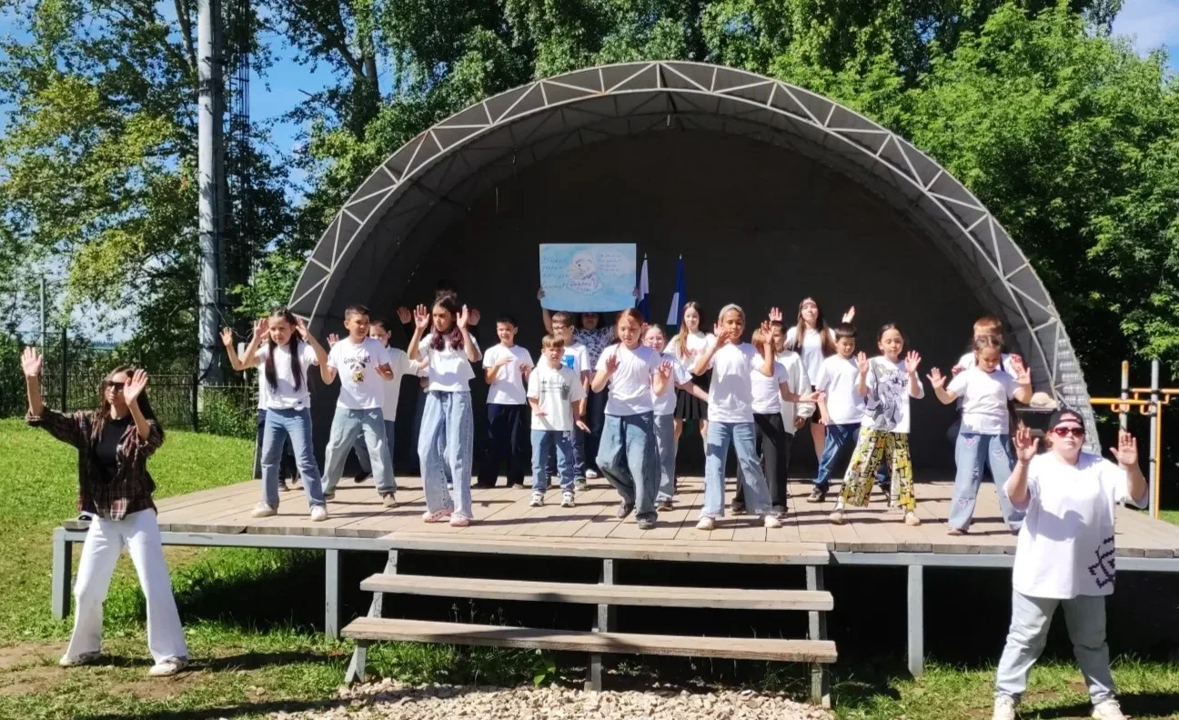 Вот и подошла к концу  смена  лагеря дневного пребывания детей «Лучики». Пролетели незаметно три нед