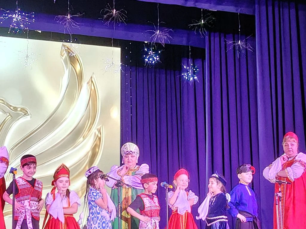 🎤✨ Сегодня в ЦДТ с большим  успехом прошёл концерт  «Фестиваль „Радуга. Расширяя  границы…“», посвящ