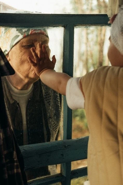 👵 В РОССИИ ПОЧТИ ИСЧЕЗ ИНСТИТУТ БАБУШЕК

Результаты опросов и вот такой итог: семьи заводят детей в