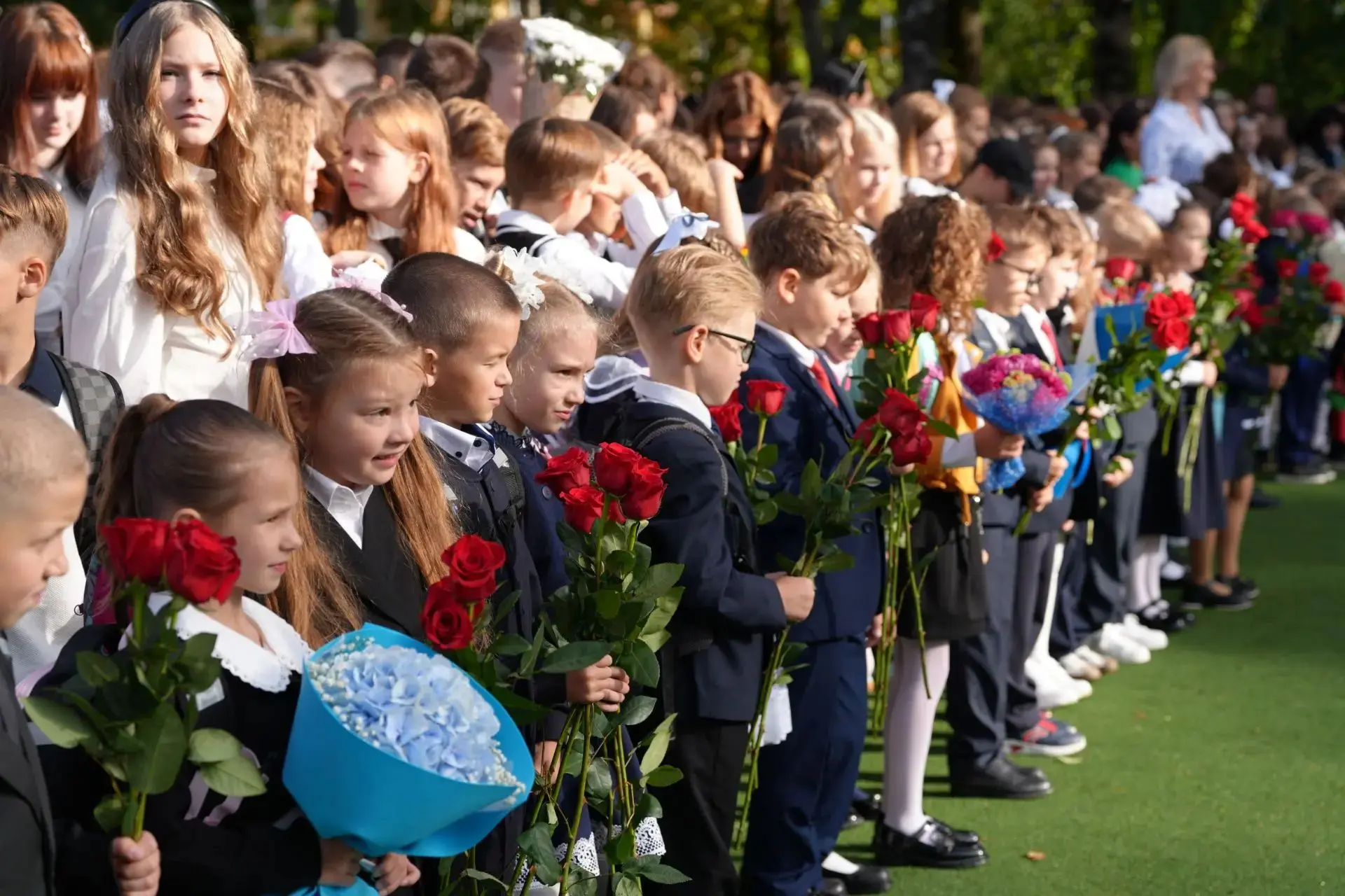 💐1 сентября в нашей школе было по- особенному торжественно и шумно. В этот день учител...