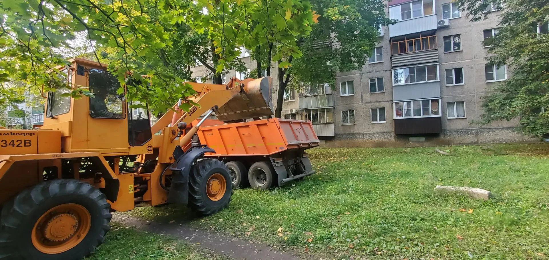«Чистый четверг»: 4 территории Липецка привели в порядок на масштабном субботнике