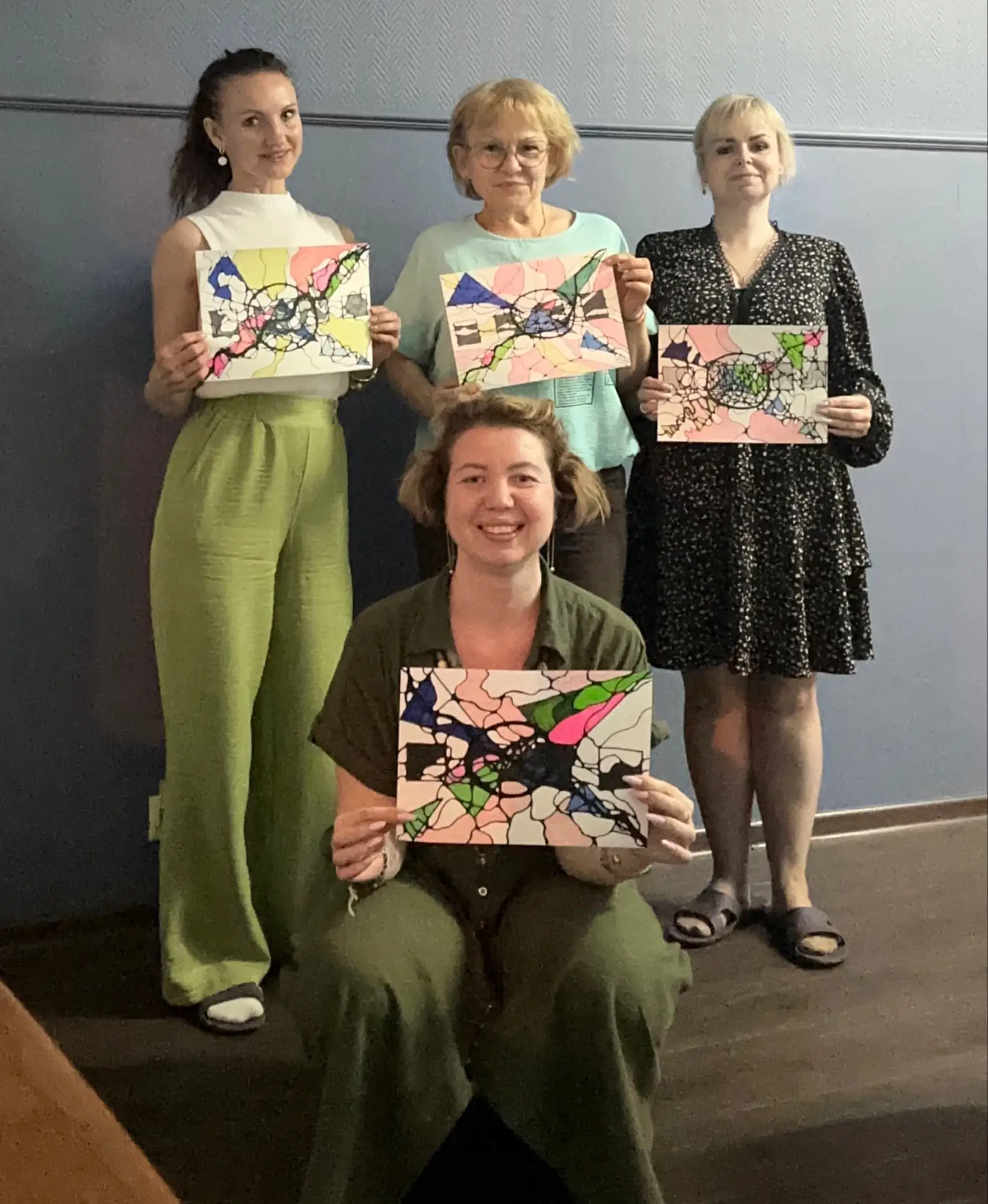 СЕГОДНЯ 
🎨10 июня, 19:30 — Нейрографика
Тема: снижаем расходы, повышаем доходы.
Рисуем простым марк